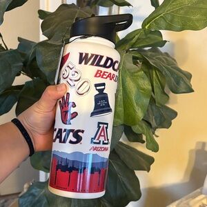 Logo Brands Arizona Wildcats quencher bottle